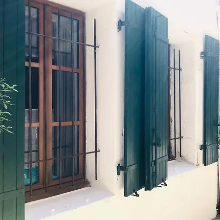 Apartment Studio Serenite-la Roquette-rue Tres Calme