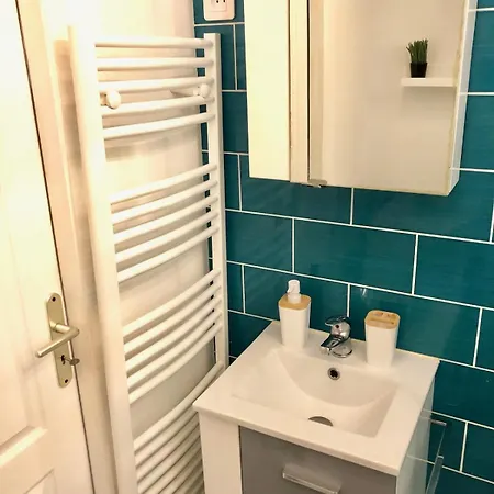 Apartment Studio Serenite-la Roquette-rue Tres Calme Arles